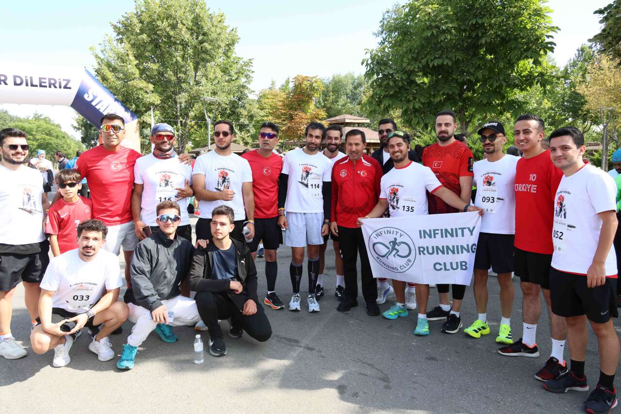 Karatay’da Zafer Koşusu tamamlandı! İşte kürsüye çıkan isimler 8